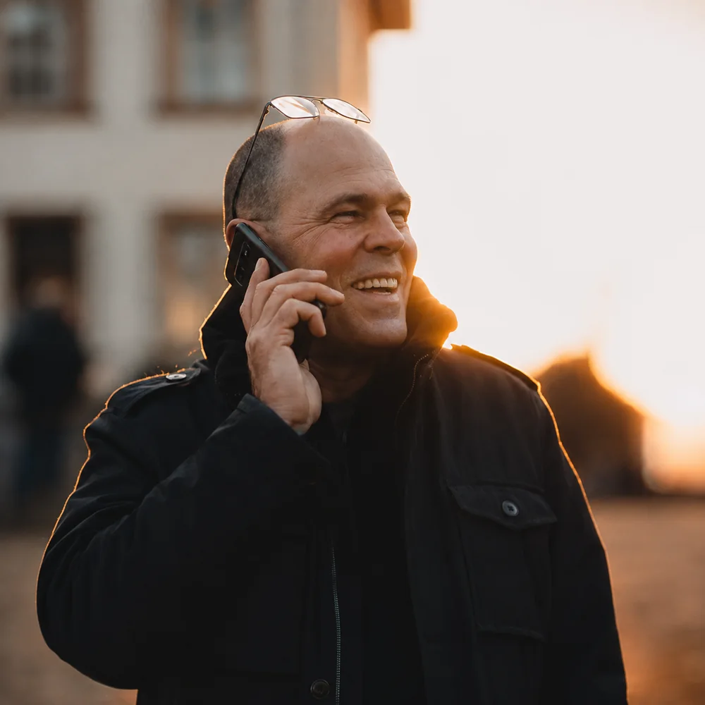 Marcus Rothenbuhler visiting a property on La Côte in the evening