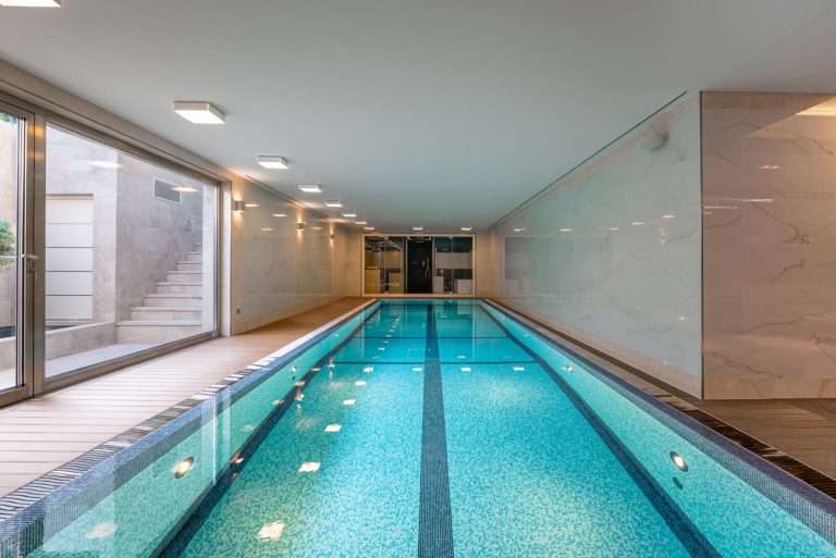 Coppet-sous-sol-Piscine-3
