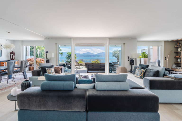 La Moraine au Lac_salon-vue